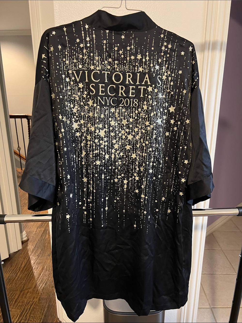 Victoria's Secret Black Satin Robe Gold Silver Star Print Fashion Show 2018 Rare